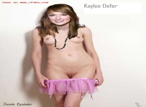 Fake : Kaylee Defer