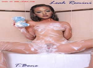 Fake : Leah Remini