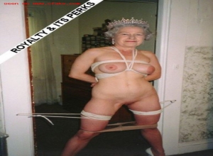 Fake : Elizabeth II