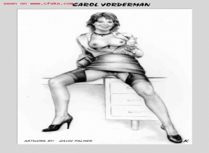 Fake : Carol Vorderman