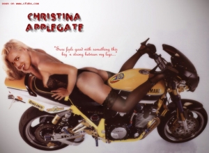 Fake : Christina Applegate