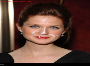 Fake : Bonnie Wright