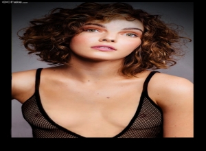 Fake : Camren Bicondova