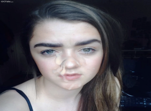 Fake : Maisie Williams