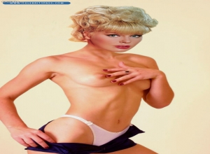 Fake : Elke Sommer