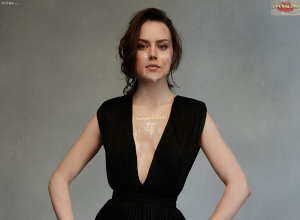 Fake : Daisy Ridley