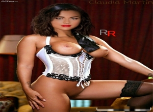 Fake : Claudia Martin