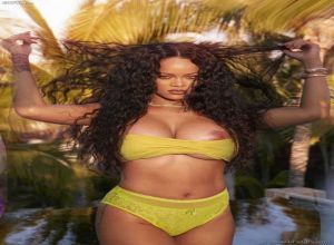 Fake : Rihanna